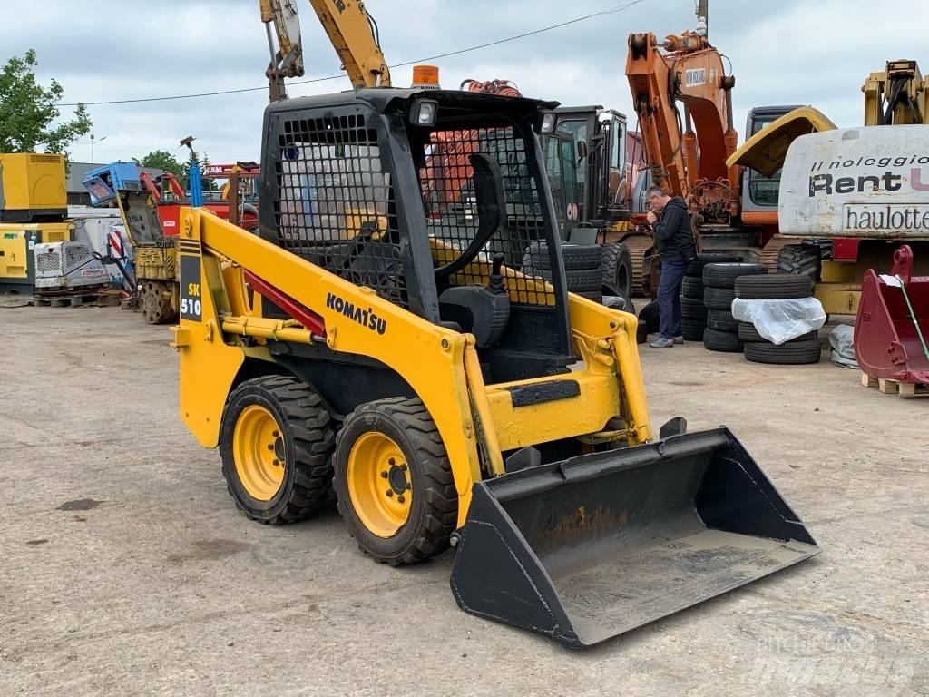 Komatsu SK 510 Krautuvai su šoniniu pasukimu