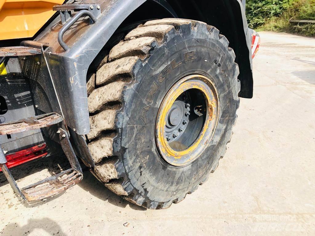 CASE 821 GXR Naudoti ratiniai krautuvai