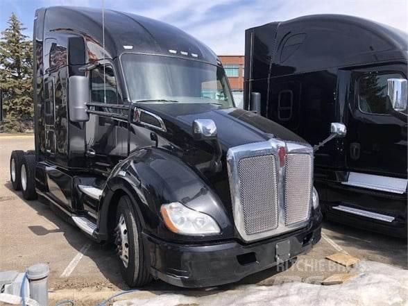 Kenworth T680 Naudoti vilkikai