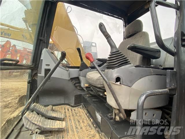 Komatsu PC138US Vikšriniai ekskavatoriai