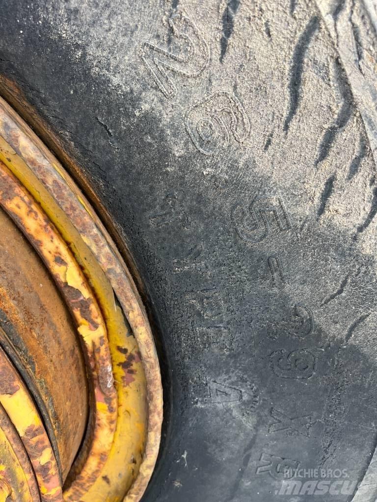 CAT 619 Frezos