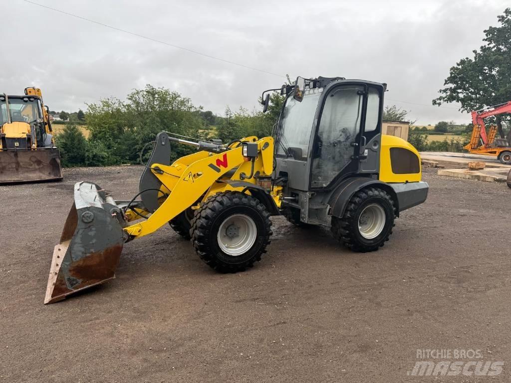Wacker Neuson WL 44 Naudoti ratiniai krautuvai