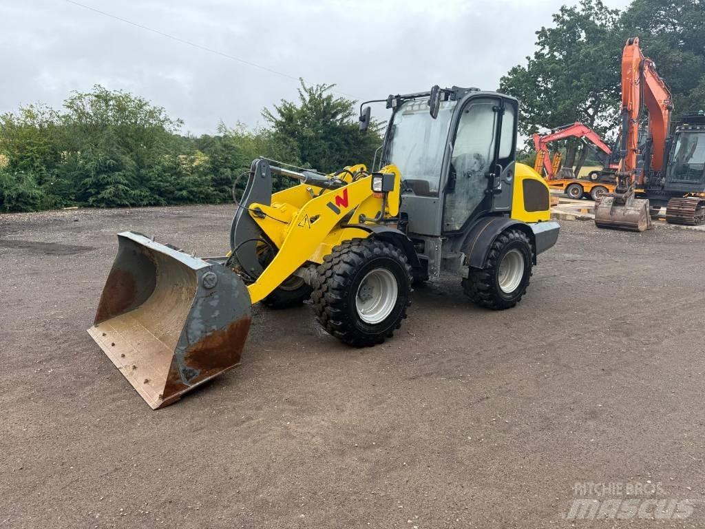 Wacker Neuson WL 44 Naudoti ratiniai krautuvai
