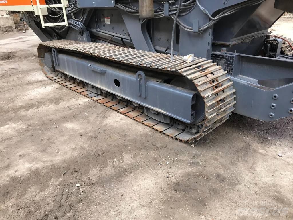 Metso LT 1110 Mobilūs smulkintuvai