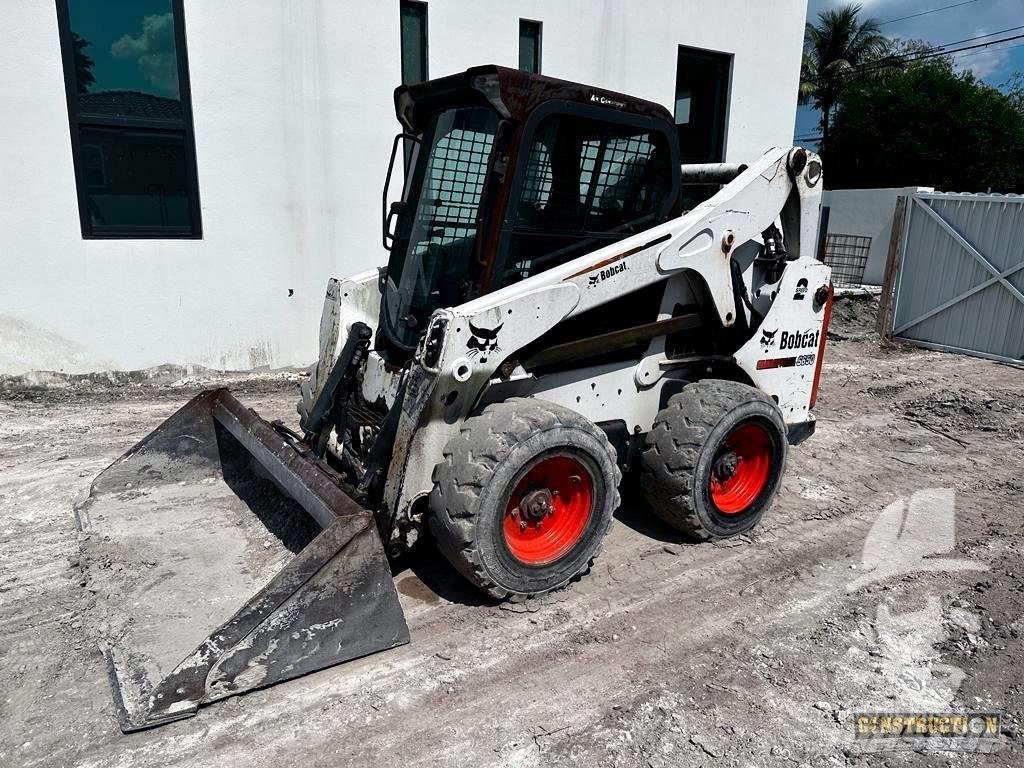 Bobcat S 650 Krautuvai su šoniniu pasukimu
