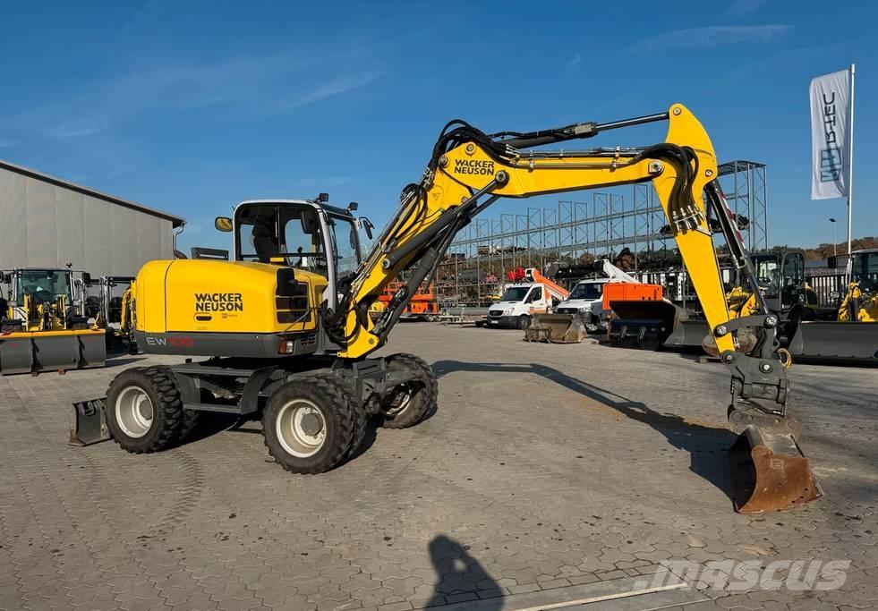 Wacker Neuson EW 100 Ratiniai ekskavatoriai