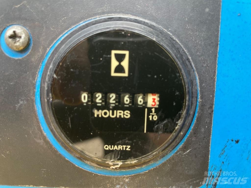 Genie GS 3384 RT Žirkliniai keltuvai