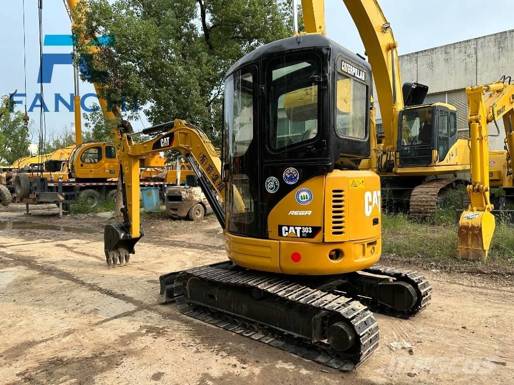 CAT 303 CR Vikšriniai ekskavatoriai