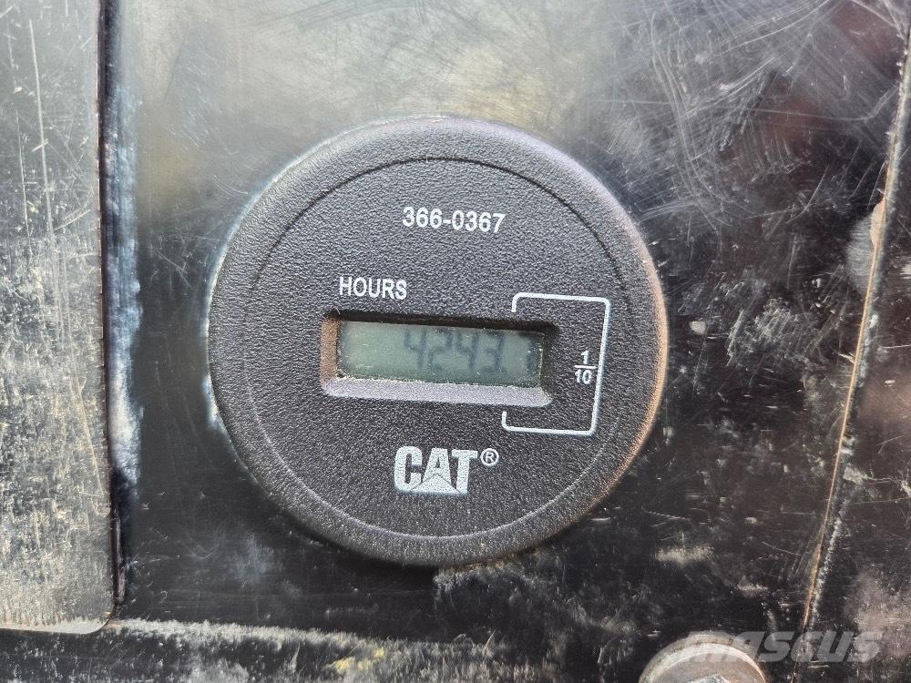 CAT 308E Vidutinės galios ekskavatoriai 7-12 t