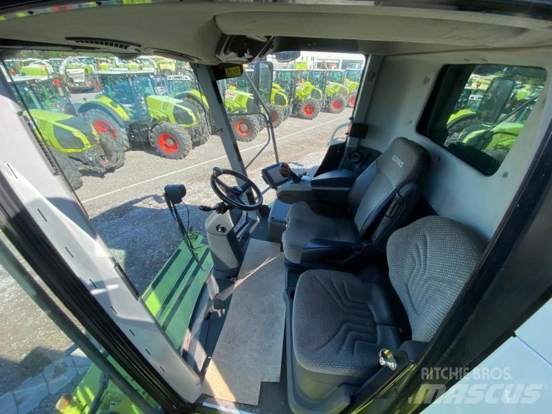 CLAAS LEXION 740 Derliaus nuėmimo kombainai