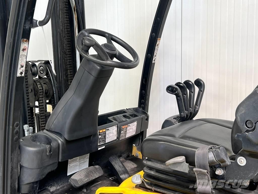Yale ERP30VL Elektriniai šakiniai krautuvai