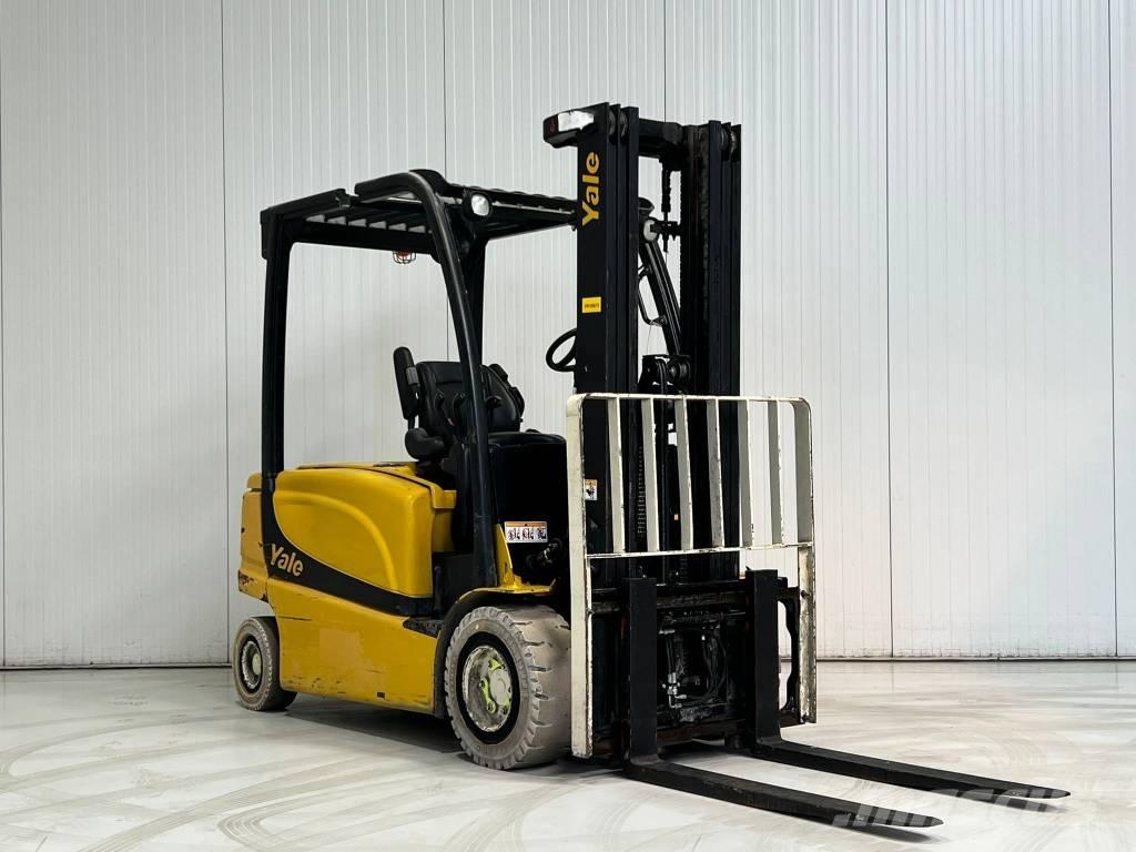 Yale ERP30VL Elektriniai šakiniai krautuvai