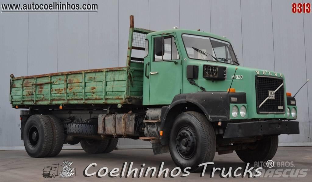 Volvo N10 20 Savivarčių priekabų vilkikai