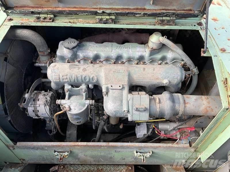 Hitachi KH125-3 Vikšriniai kranai