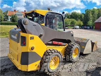 Volvo MC 115 C Krautuvai su šoniniu pasukimu