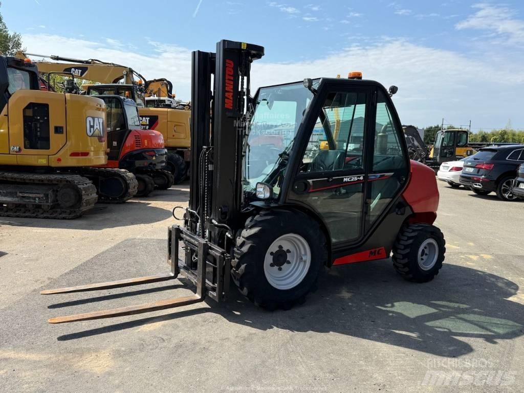 Manitou MC 25 Visureigiai krautuvai