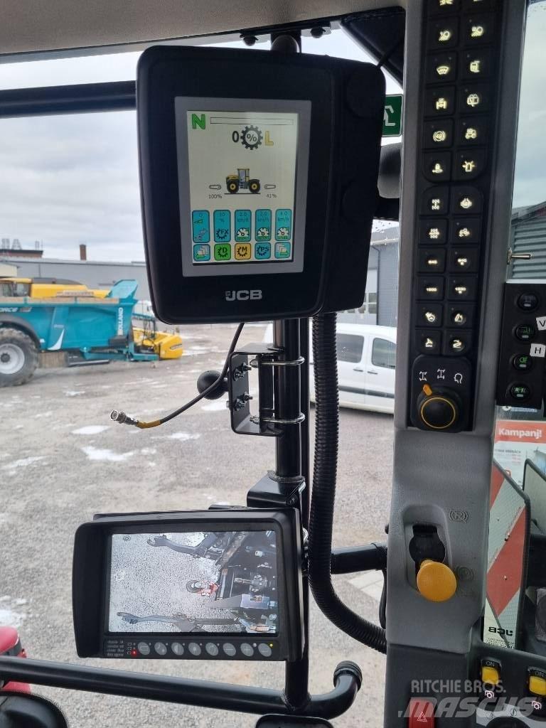 JCB Fastrac 4220 Traktoriai