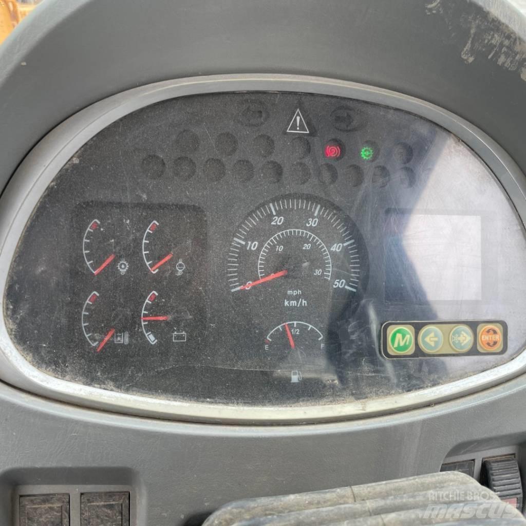 Hyundai HL 757-7 A Naudoti ratiniai krautuvai