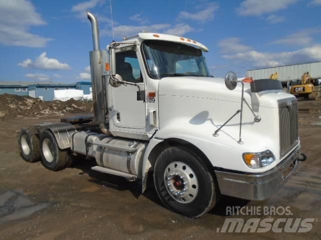 International 9400 i Naudoti vilkikai