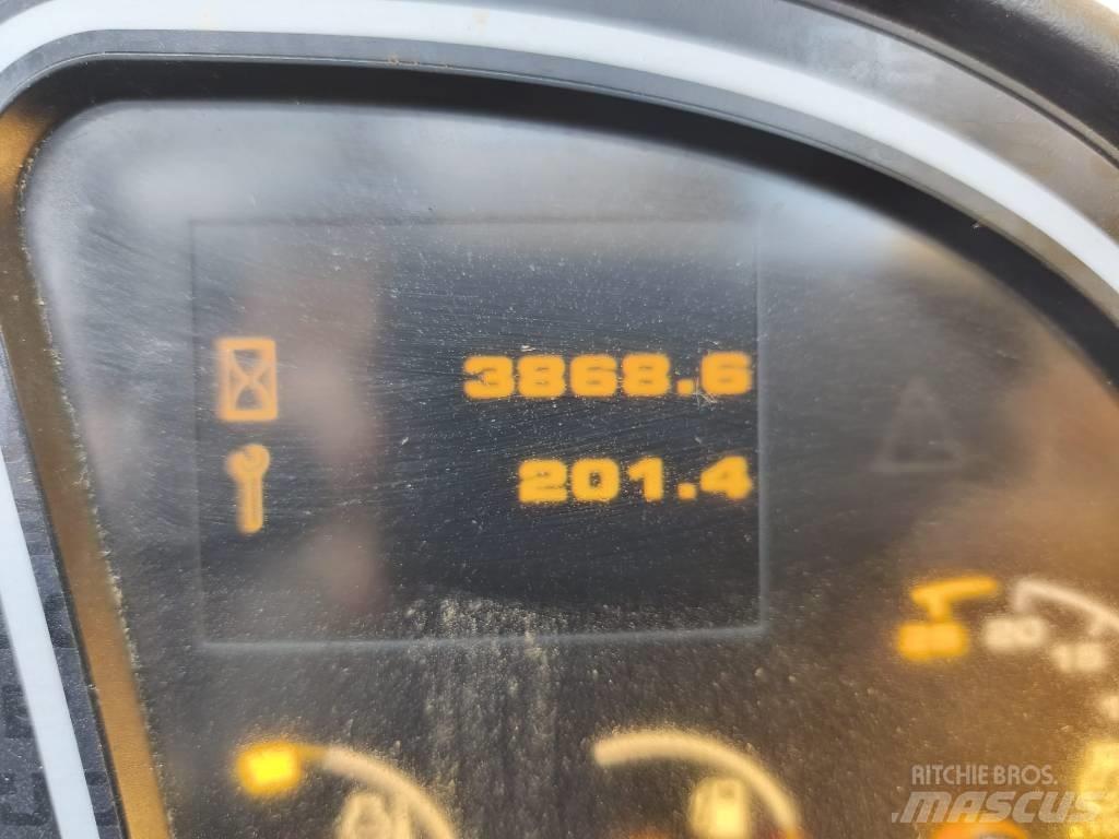 JCB 540-140 Teleskopiniai krautuvai