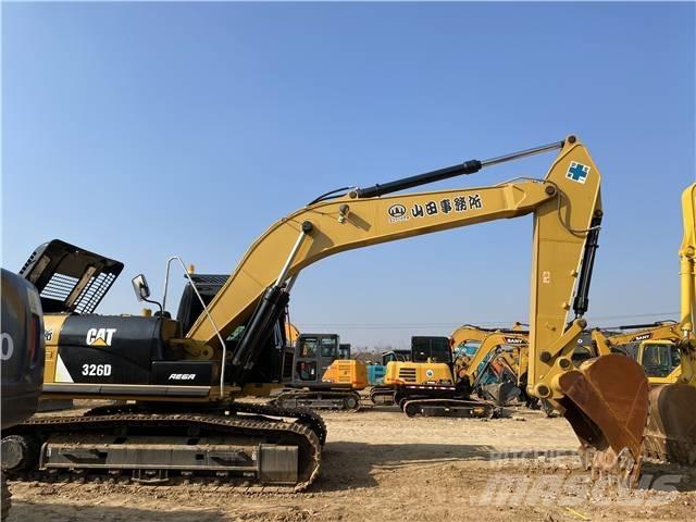 CAT 326D Vikšriniai ekskavatoriai