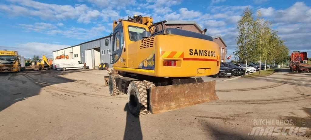 Samsung SE 170 W-3 Ratiniai ekskavatoriai