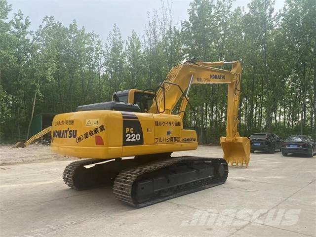 Komatsu PC 220-8 Vikšriniai ekskavatoriai