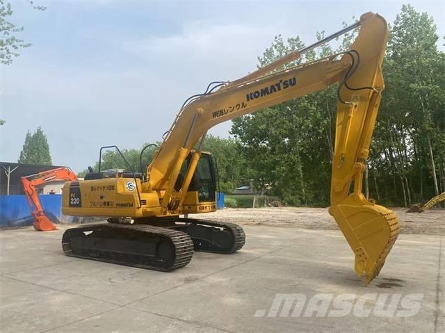 Komatsu PC 220-8 Vikšriniai ekskavatoriai