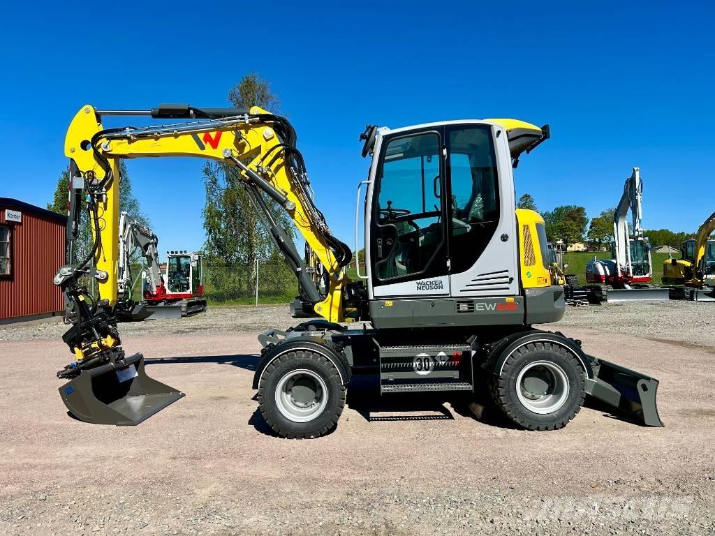 Wacker Neuson EW65 Ratiniai ekskavatoriai