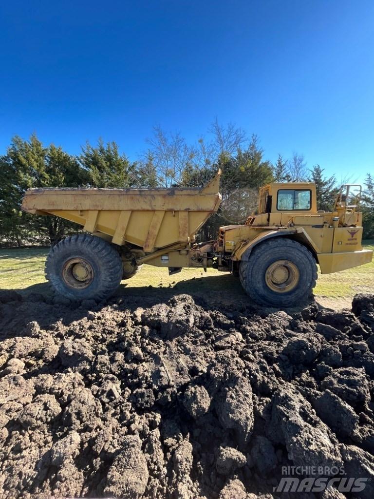 CAT D 30 D Karjeriniai savivarčiai