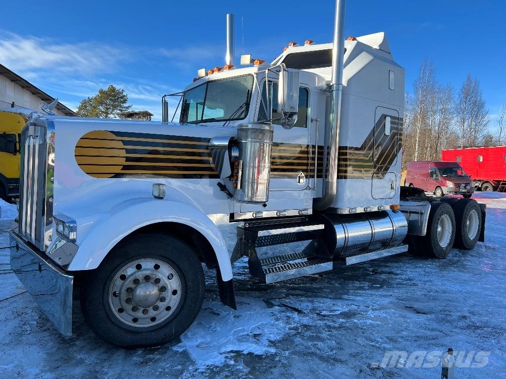 Kenworth W 900 L Naudoti vilkikai