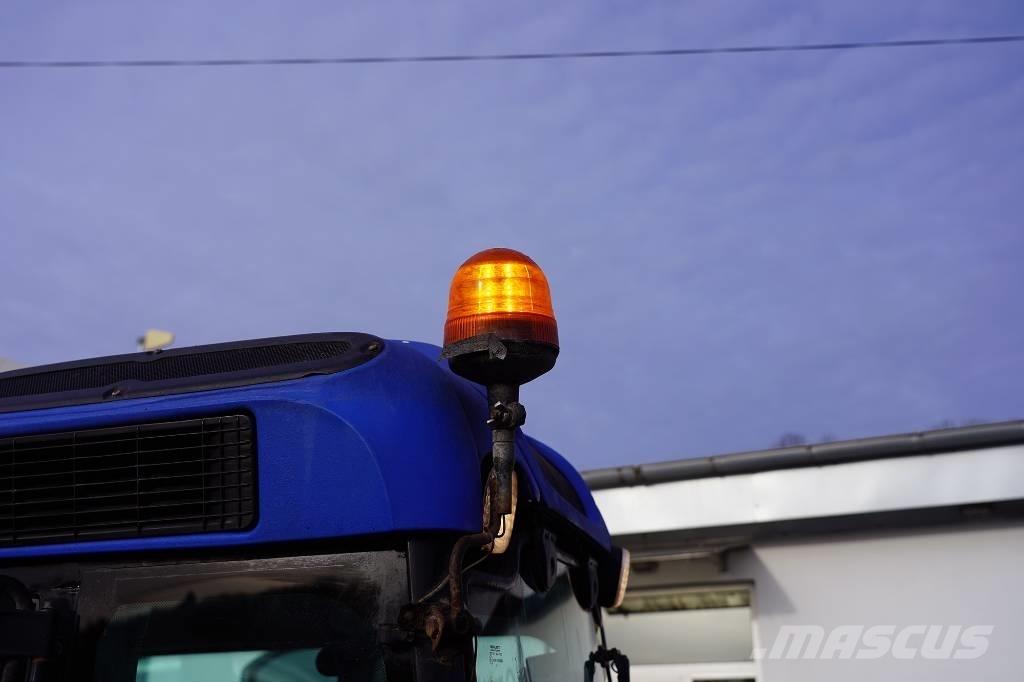 New Holland TN70NA Traktoriai