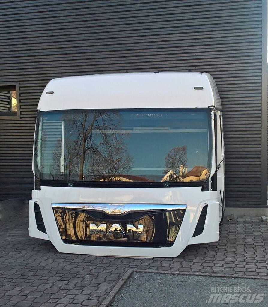 MAN TGX XLX EURO 6 Kabinos ir salonai