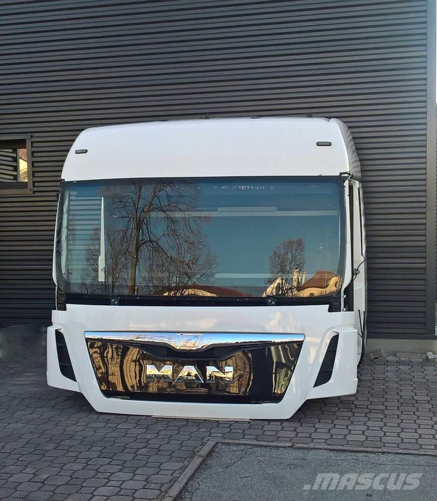 MAN TGX XLX EURO 6 Kabinos ir salonai