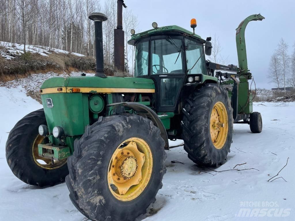 John Deere 4240 S Traktoriai
