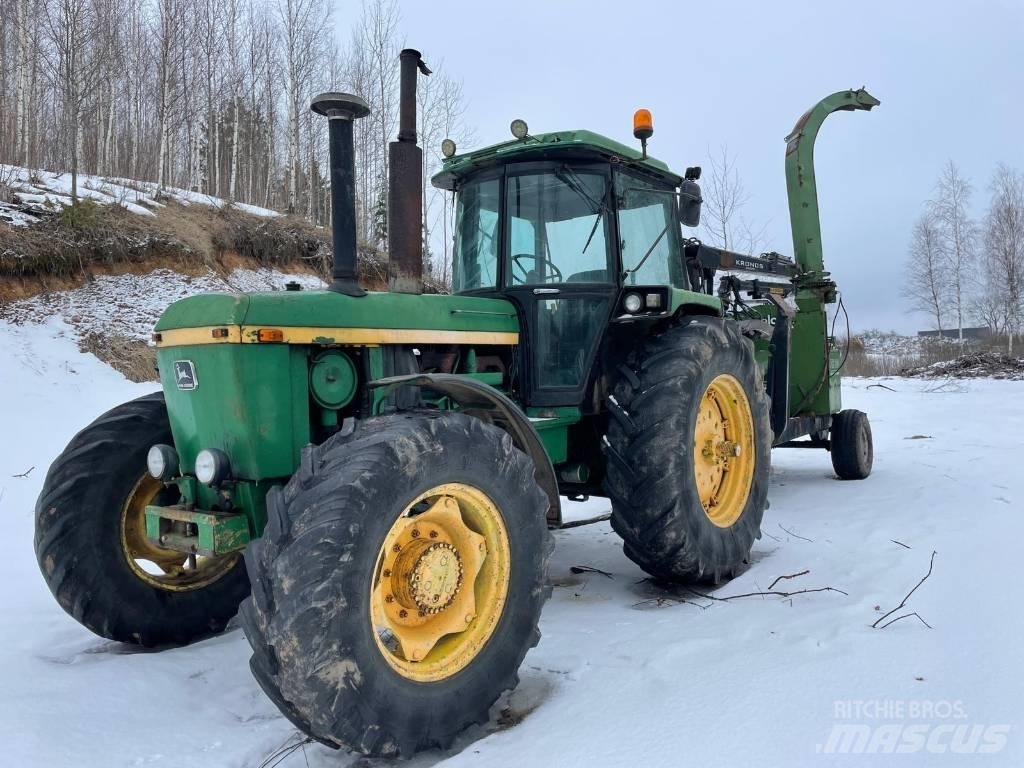 John Deere 4240 S Traktoriai
