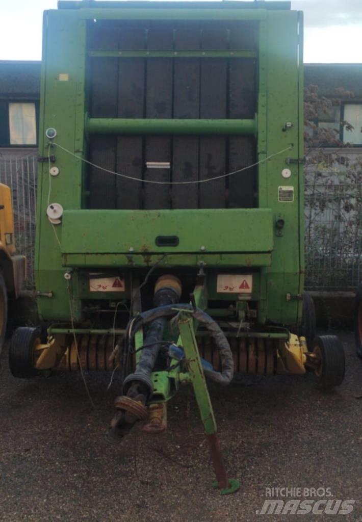 John Deere 550 Ritinių presai