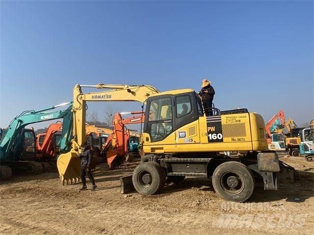 Komatsu PW160 Vikšriniai ekskavatoriai