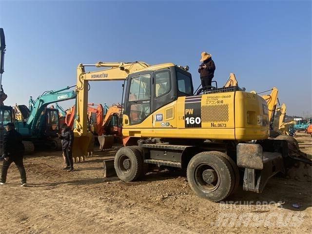 Komatsu PW160 Vikšriniai ekskavatoriai