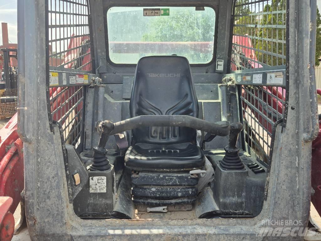 Takeuchi TL10 Krautuvai su šoniniu pasukimu