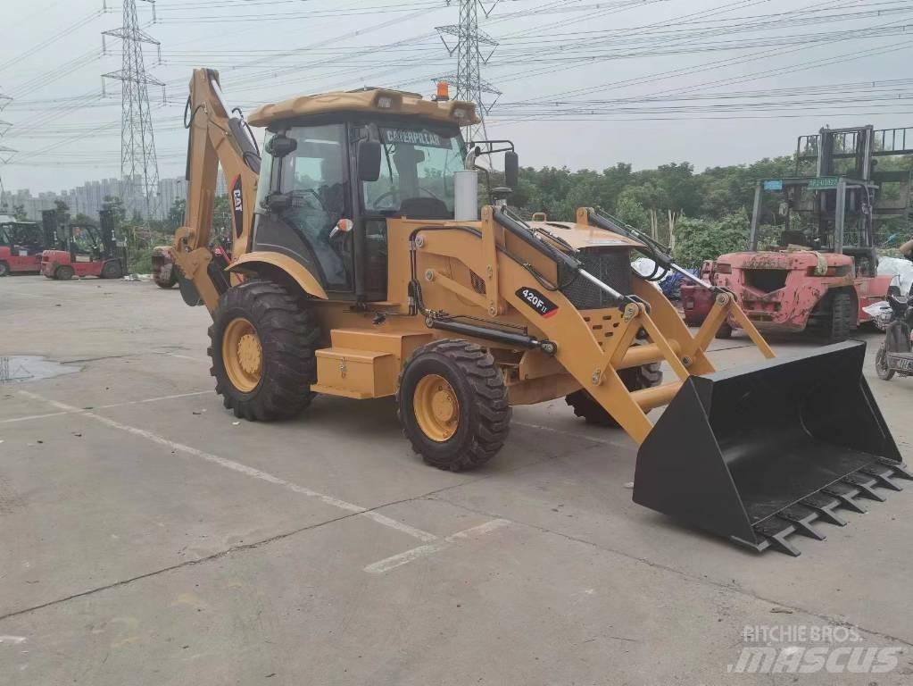 CAT 420 F Ekskavatoriniai krautuvai