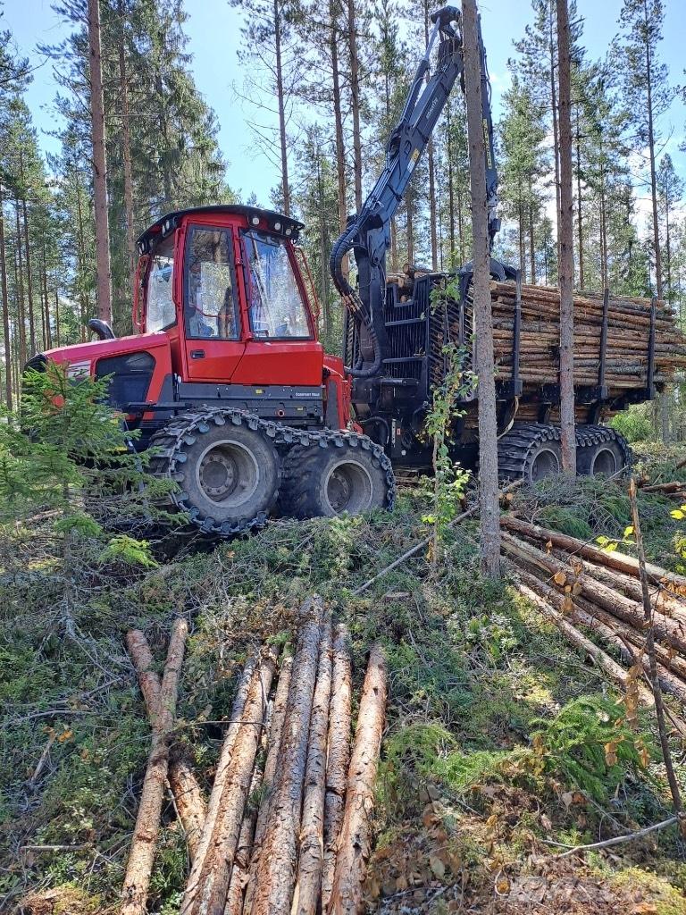 Komatsu 845 Naudoti miškovežiai (Forvarderiai)