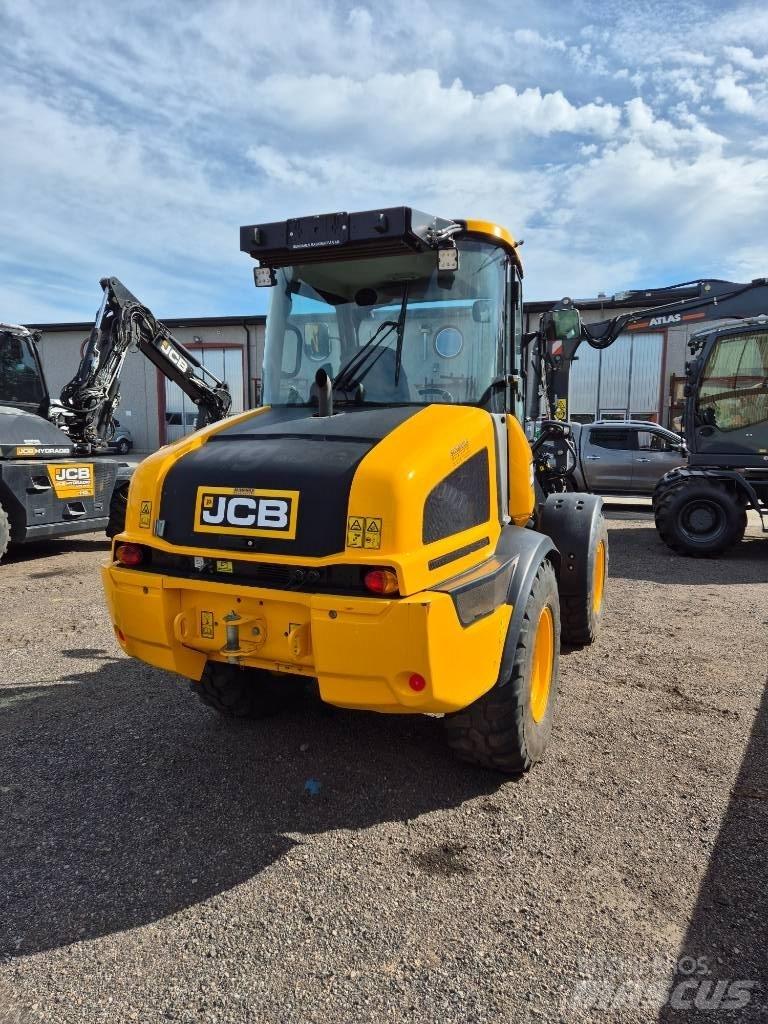 JCB 409 Naudoti ratiniai krautuvai