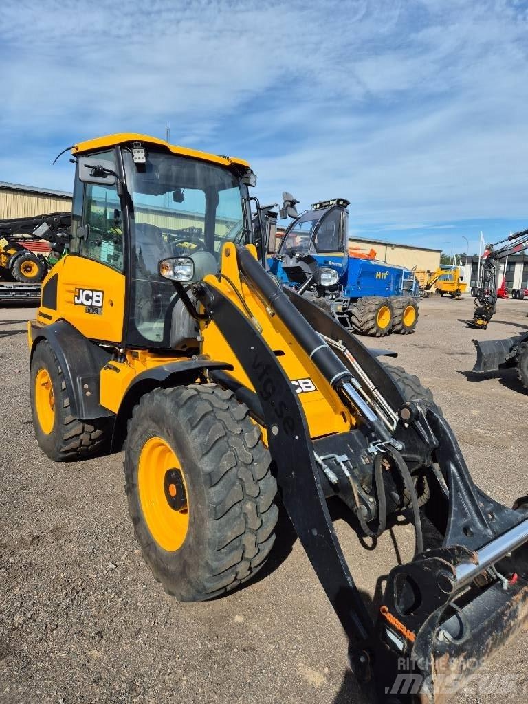 JCB 409 Naudoti ratiniai krautuvai
