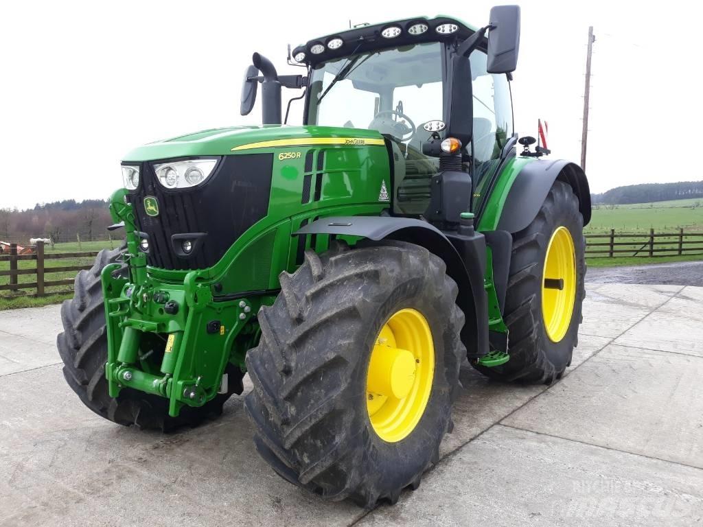 John Deere 6250 R Traktoriai
