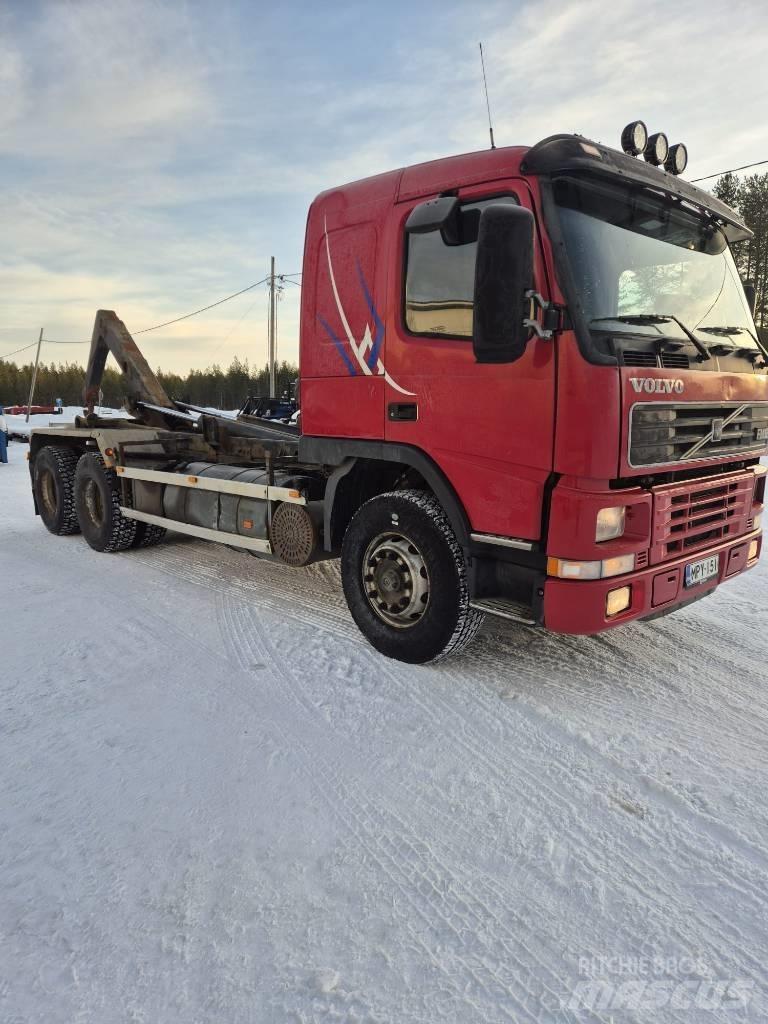 Volvo fm12 Sunkvežimiai su keliamuoju kabliu