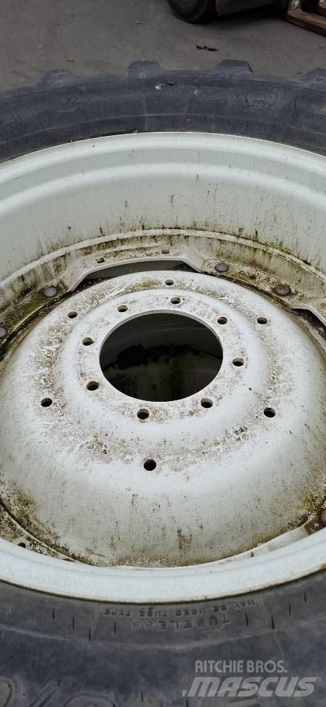 Firestone 540/65R_34 Padangos, ratai ir ratlankiai