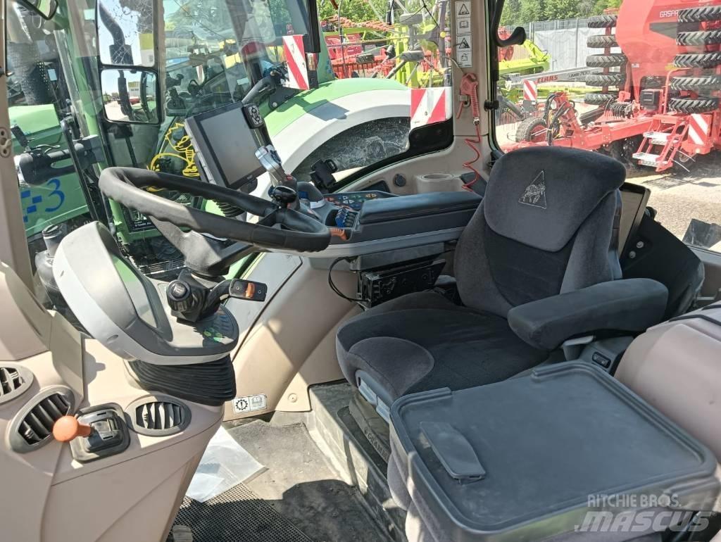 Fendt 718 Vario Traktoriai