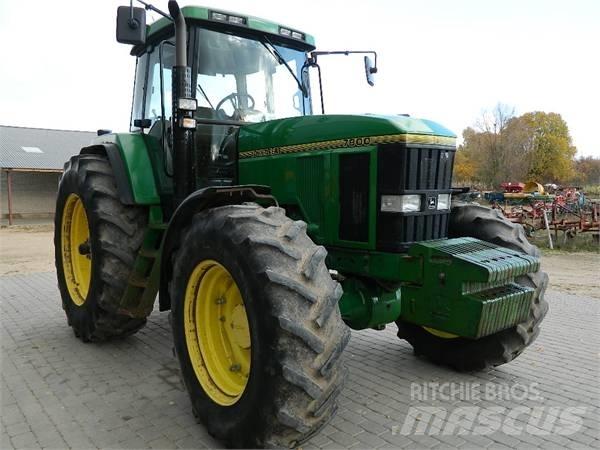 John Deere 7800 Traktoriai