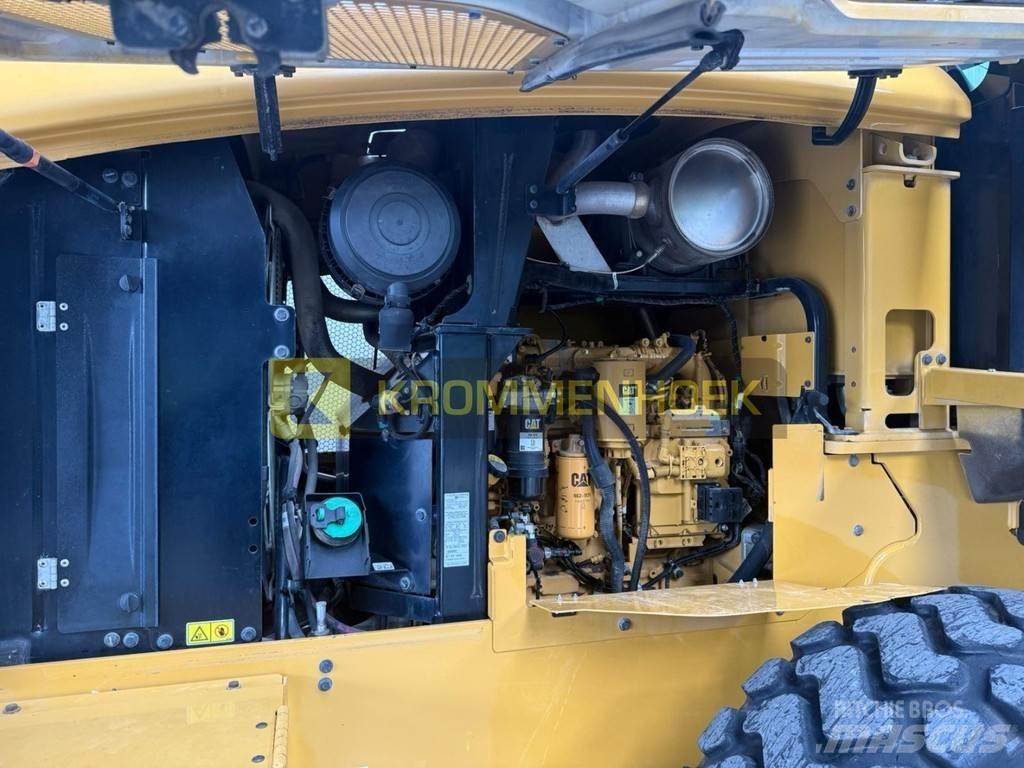 CAT 924 K Naudoti ratiniai krautuvai
